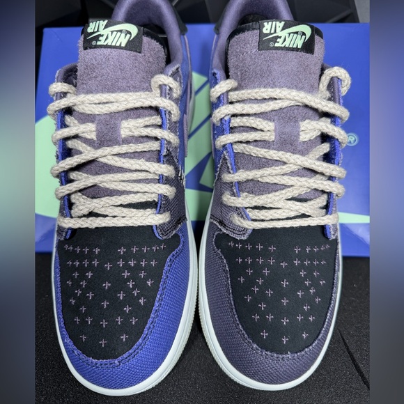 Jordan Retro 1 - Picture 2 of 16